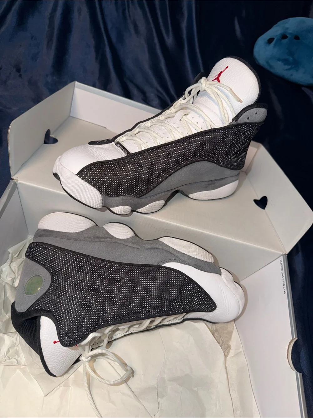 Jordan Men's Retro 13’s Athletic Sneakers - White/Black/Gray with Red Jumpman